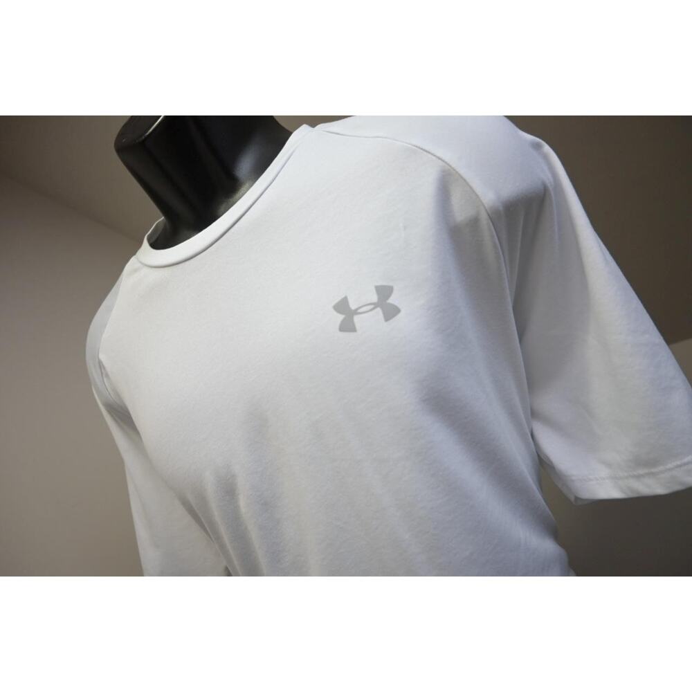 Under Armour Gym Shirt The Tech Tee HeatGear White Athleticā Mens Size XL